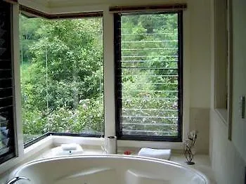 Montague'S Of Montville Bed and Breakfast Bed & Breakfast